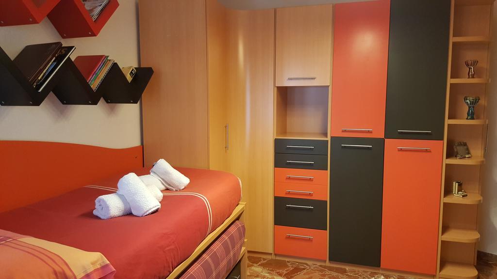 Eduardo Lucena 5, Mezquita Apartment Cordoba Ngoại thất bức ảnh