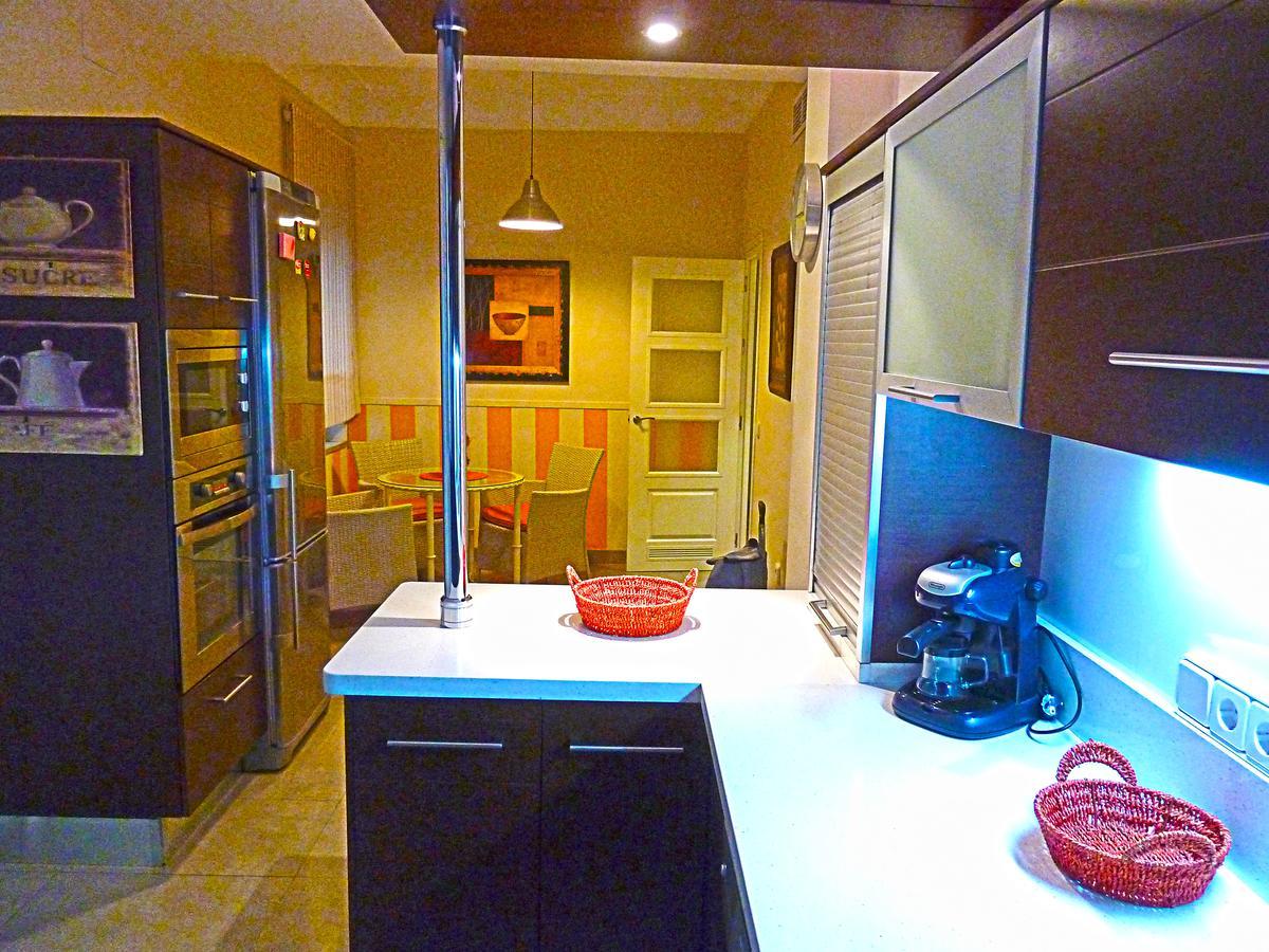 Eduardo Lucena 5, Mezquita Apartment Cordoba Ngoại thất bức ảnh