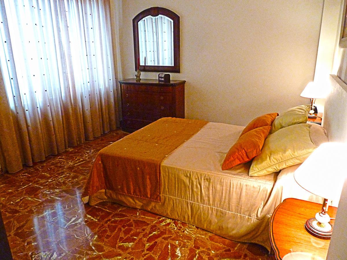 Eduardo Lucena 5, Mezquita Apartment Cordoba Ngoại thất bức ảnh